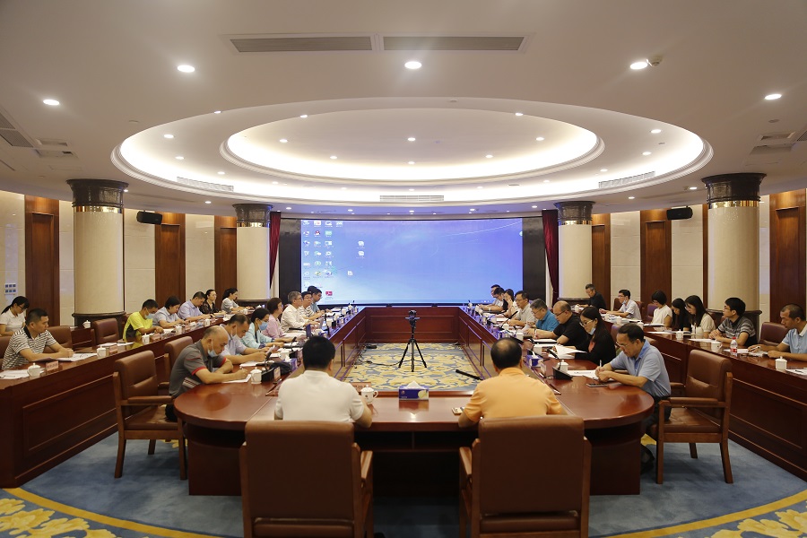 省生態(tài)環(huán)境廳到佛山開展重點(diǎn)行業(yè)企業(yè)用地調(diào)查和土壤污染防治攻堅(jiān)戰(zhàn)調(diào)研(圖1) 省生態(tài)環(huán)境廳到佛山開展重點(diǎn)行業(yè)企業(yè)用地調(diào)查和土壤污染防治攻堅(jiān)戰(zhàn)調(diào)研(圖1)